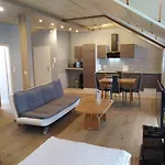 Apartment-design 1, Altendtadt Daire *